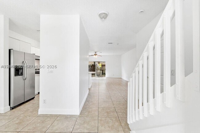 Foto del edificio - 16035 Emerald Cove Rd