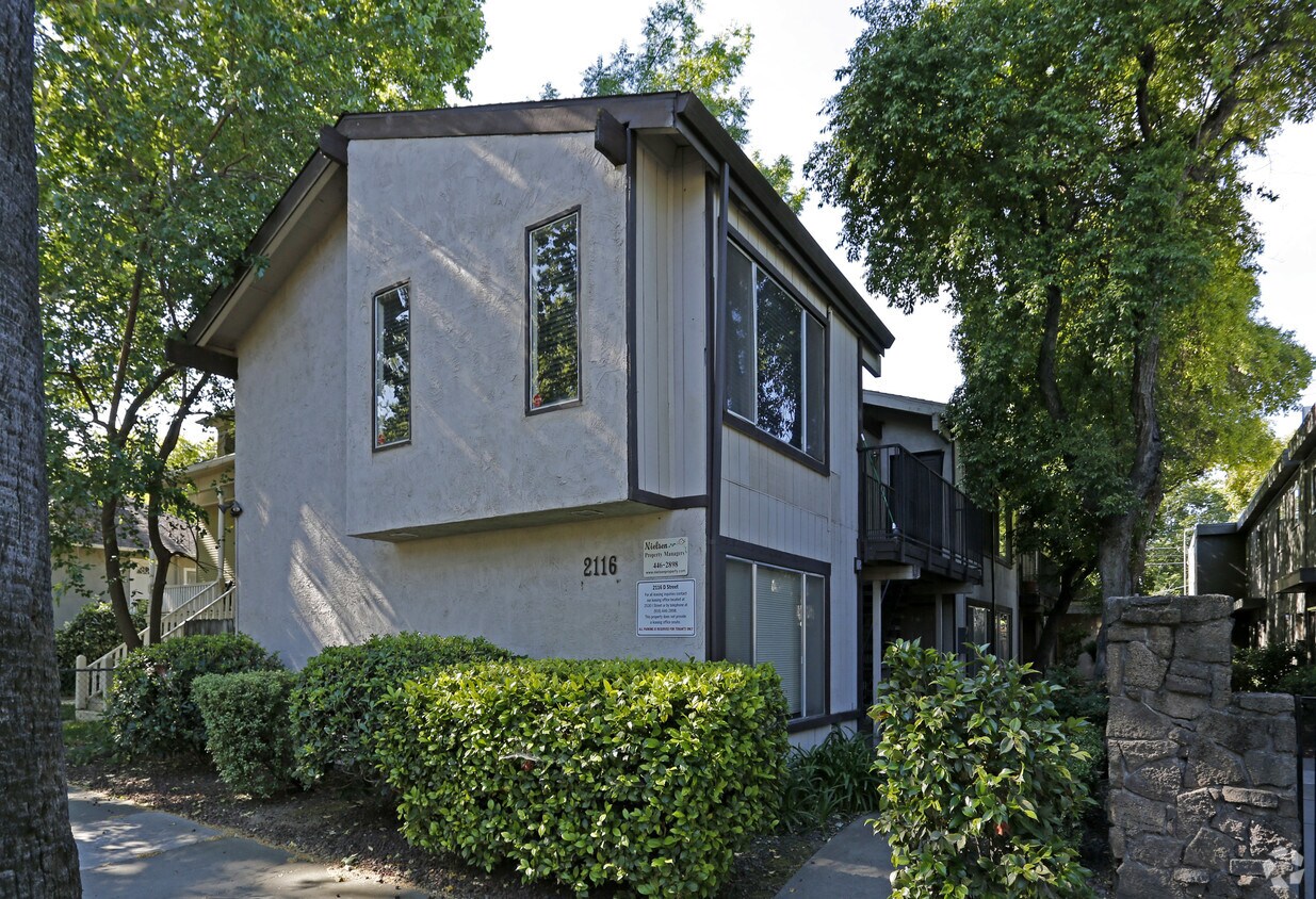 Primary Photo - 2116 D St