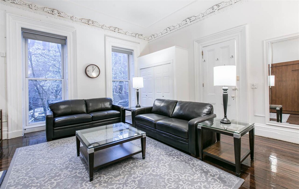 Foto principal - 120 Wayne St