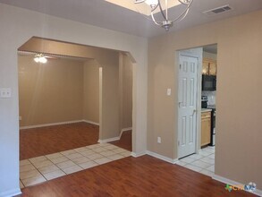 Building Photo - 3904 Bull Run Dr