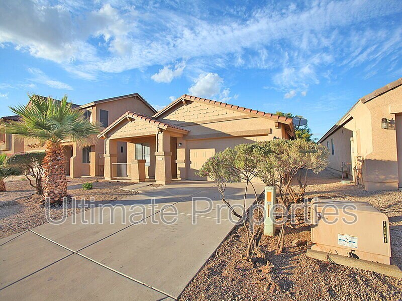 Foto principal - 11004 W Griswold Rd