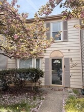 Building Photo - 10705 Greta Lynn Ct