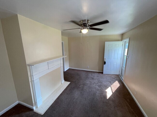 Foto del edificio - 2 Bedroom House - Section 8 Accepted