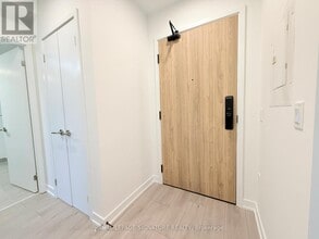 Building Photo - 1 Fairview Rd E