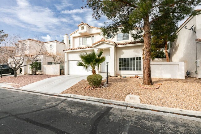 Building Photo - Lovely 3 Bedroom Townhome Near Ft. Apache/...