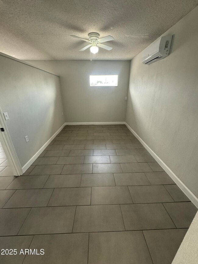 Foto del edificio - 13824 N 33rd Dr