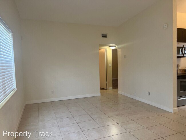 Building Photo - 4 br, 2 bath House - 6711 Dartmouth Avenue N