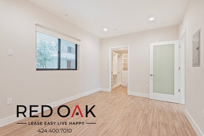 Foto del edificio - **NOW PRELEASING* ~6 Weeks FREE~ Breathtak...