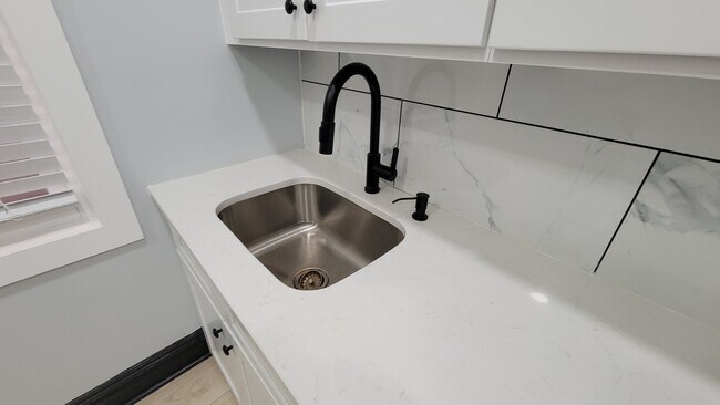 Foto del edificio - 58 62nd St