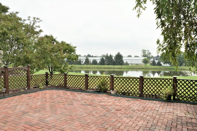 Building Photo - 14279 Esprit Dr