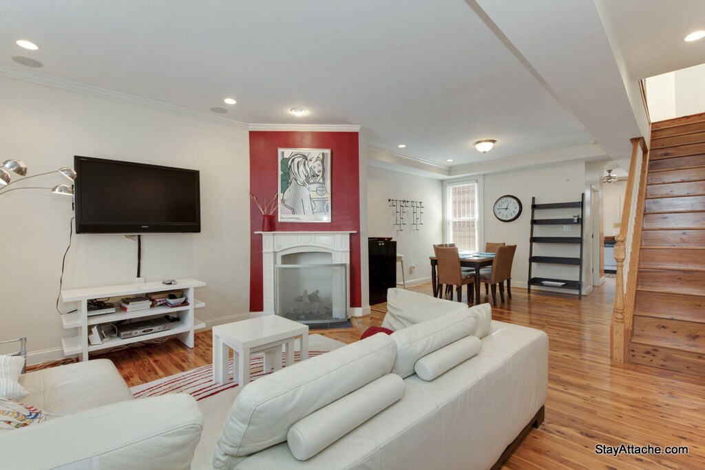 Primary Photo - 1744 Seaton Street NW