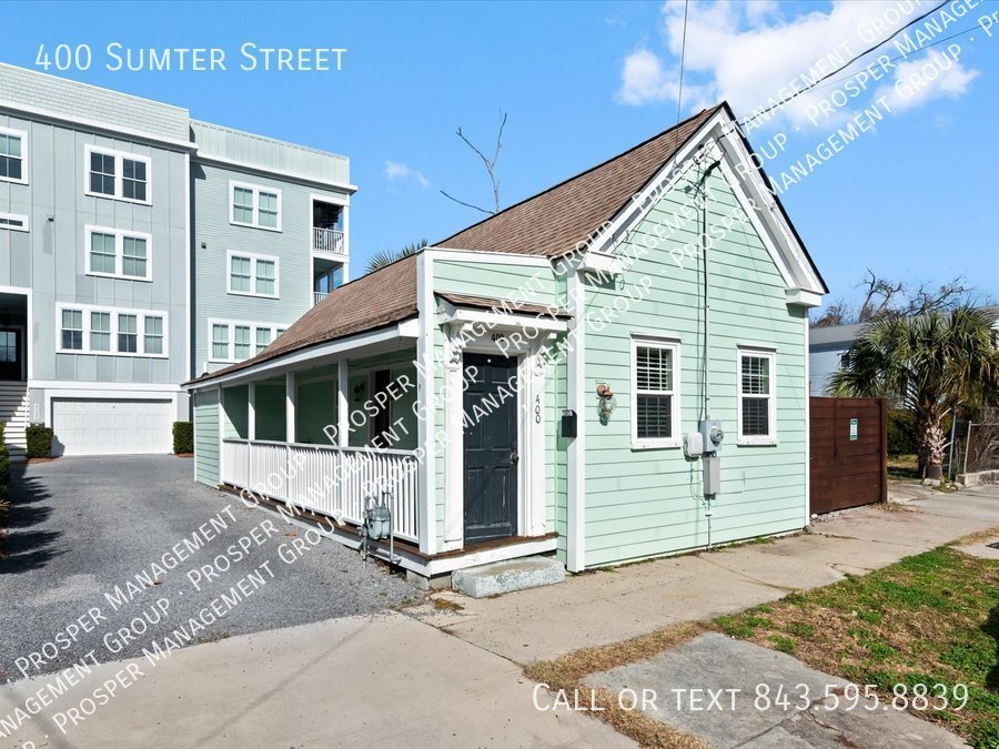Primary Photo - Charming 2 Bedroom Charleston Home with Mo...