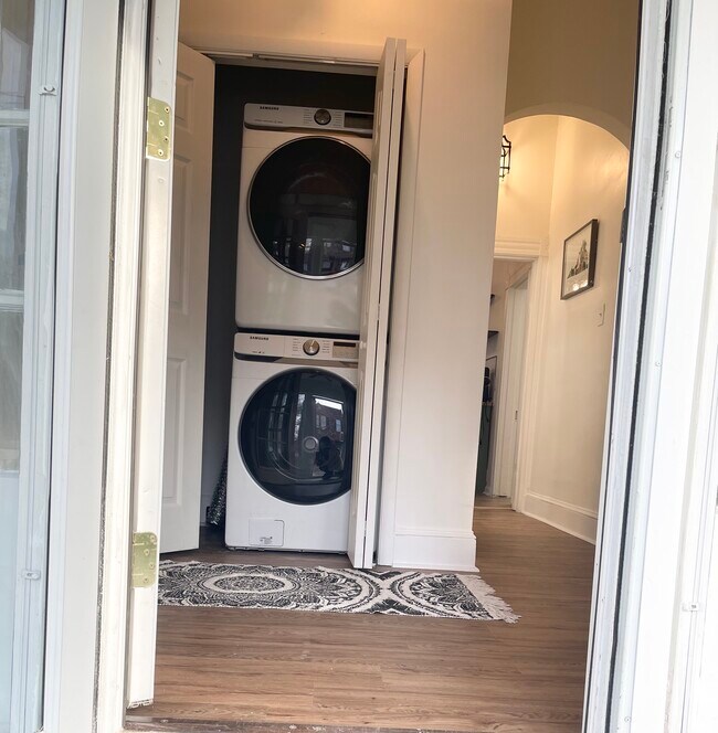 Foto del edificio - 1503 Rogers St