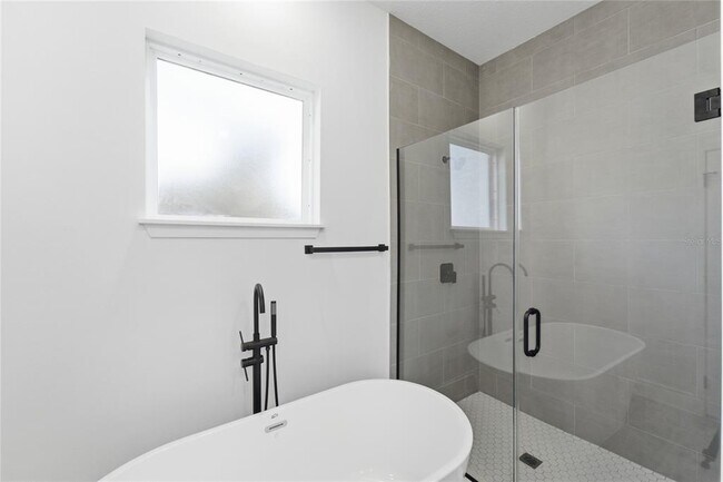 Foto del edificio - 2600 SW 146th Pl Rd
