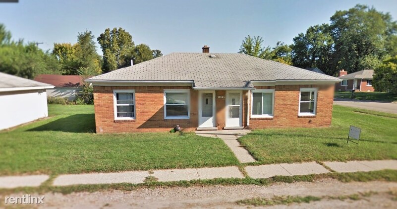 Primary Photo - 1675 Parkwood Ave