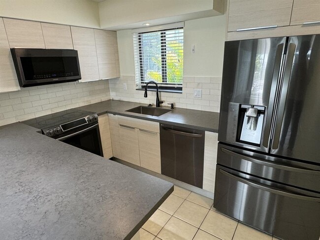 Photo - 1101 NE 18th Ct Townhome