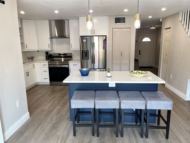 Foto del edificio - 4000 Del Rio Way