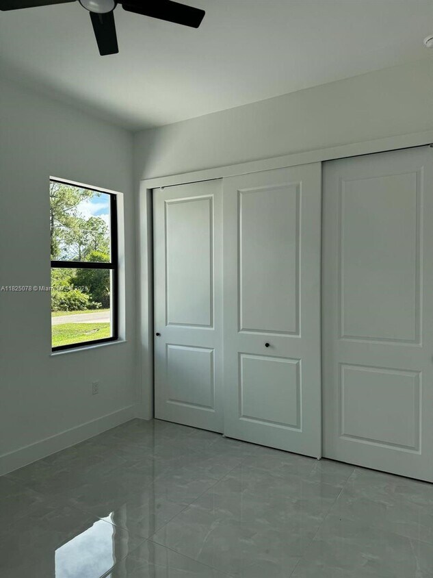 Foto principal - 2807 Leeland Heights Blvd