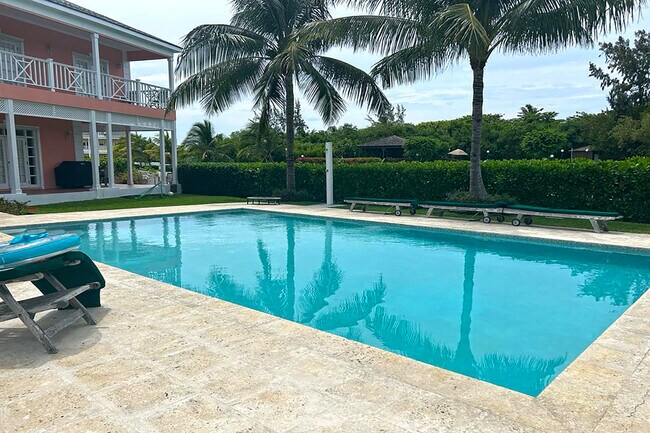 Building Photo - 21 Poinciana Cay
