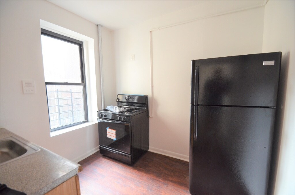 Building Photo - 1195 Grand Concourse