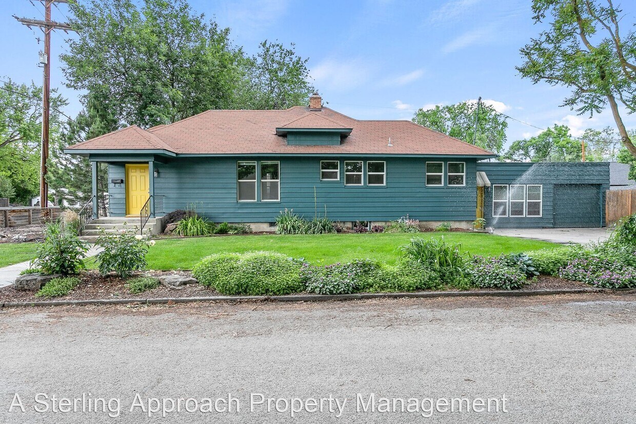 3 br, 2 bath House 2620 W Stewart Ave House Rental in Boise, ID