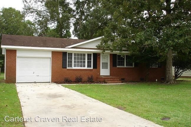 Primary Photo - 303 Tallpine Rd