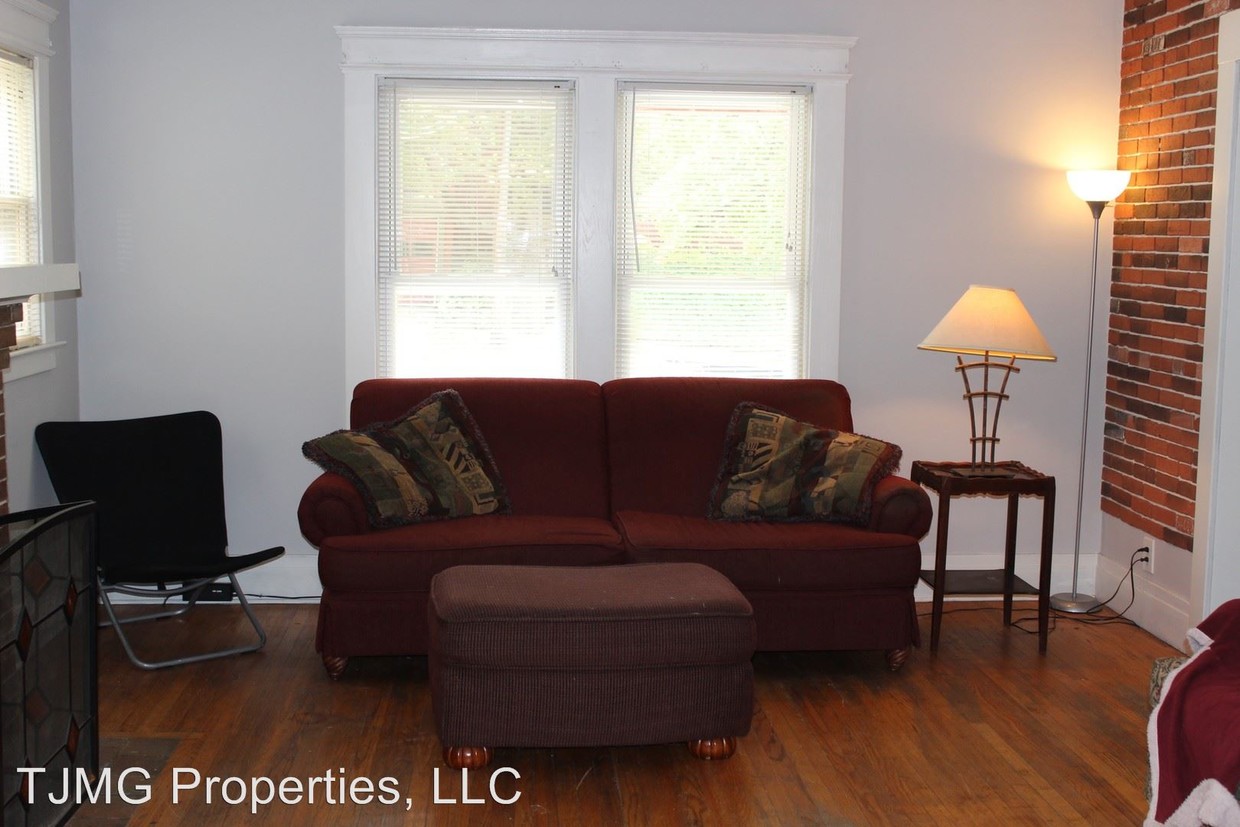 Foto principal - 955 Ackerman Ave
