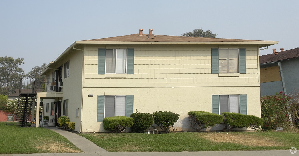 Primary Photo - 2300 Spanos St