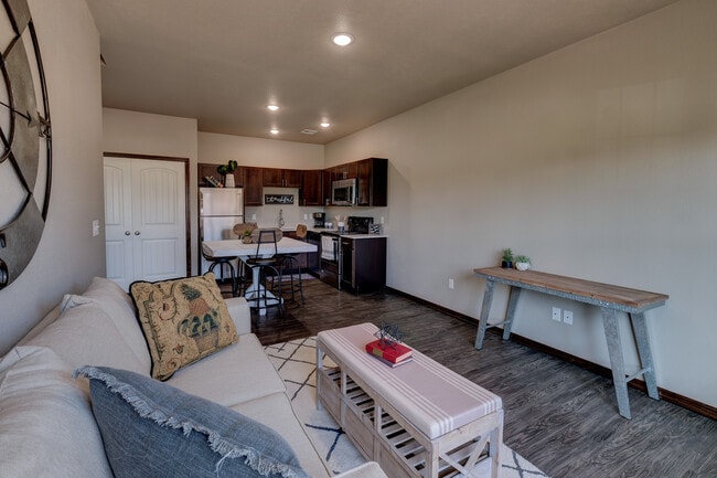 Building Photo - 1109 Hope Dr