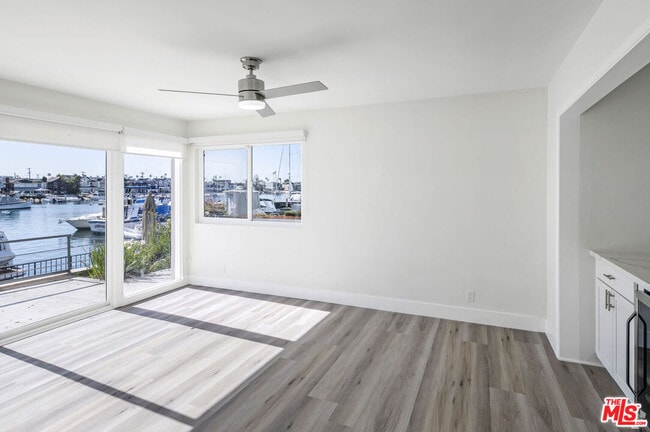 Building Photo - 919 Bayside Dr