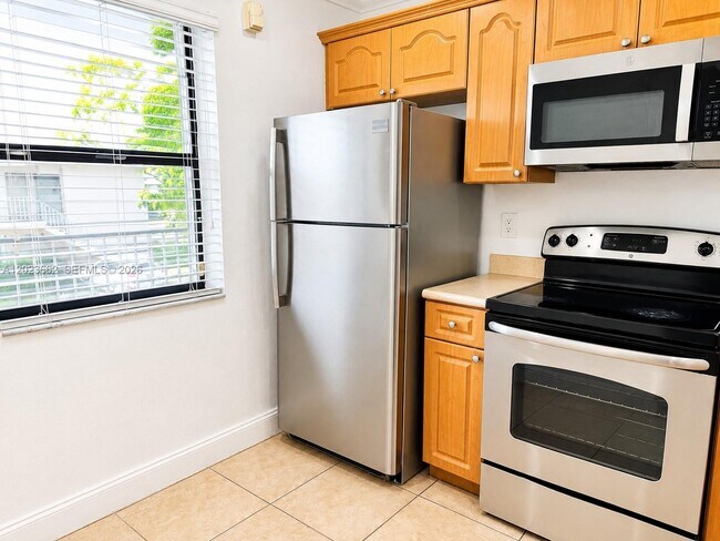 Foto del edificio - 7668 SW 152nd Ave