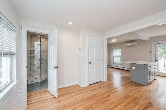 Building Photo - 63 Le Grande Ave