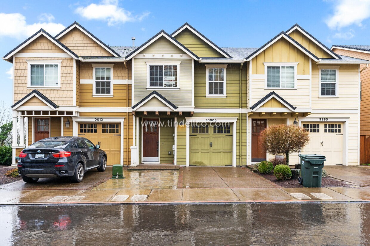 10005 SE Old Town Ct, Happy Valley, OR 97086 Townhome Rentals in
