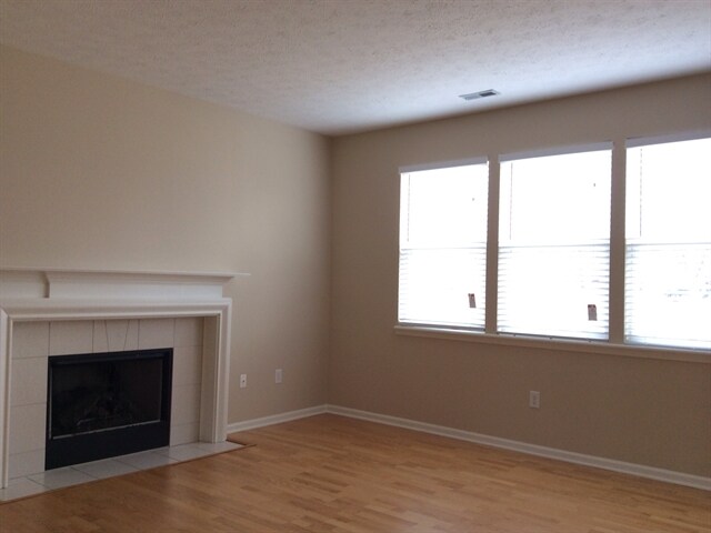 Building Photo - 12305 Limestone Dr