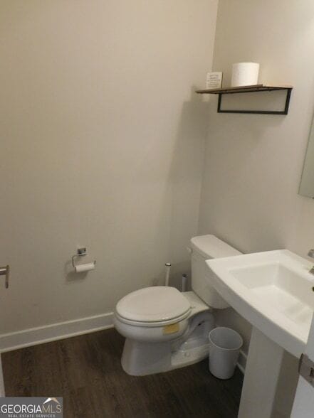 Building Photo - 376 Salt Lk Ln