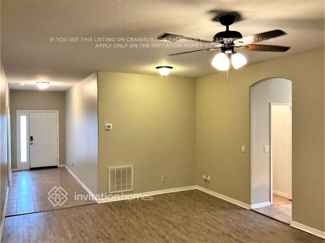 Building Photo - 1638 Maeve Cir