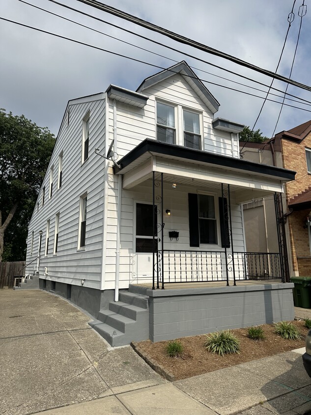 Foto principal - 4413 Tower Ave