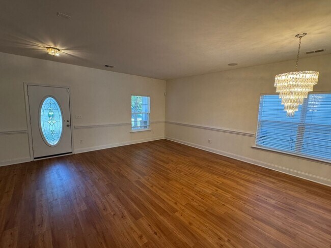 Foto del edificio - 6622 Latherton Ln