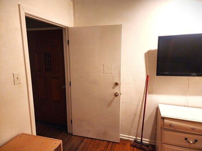 Foto del edificio - 939 Palms Blvd