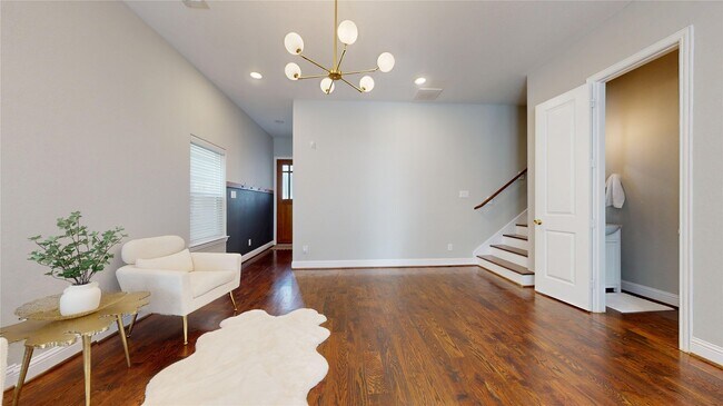 Building Photo - 5430 Camaguey St