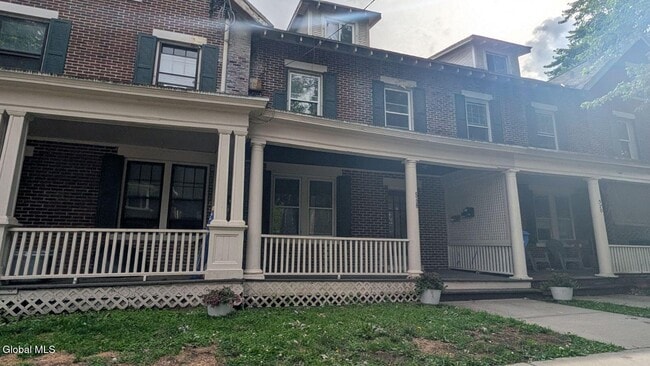 Building Photo - 568 Park Ave