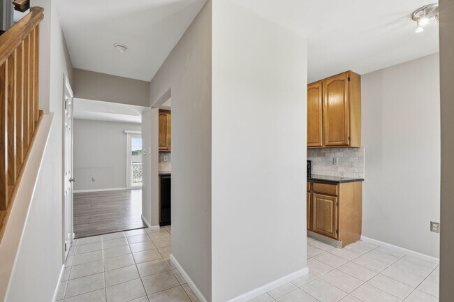 Foto del edificio - 106 Spring Ridge Ct