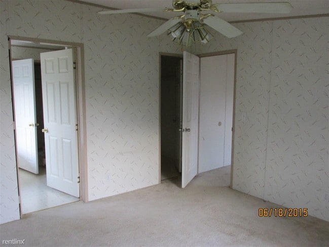 Building Photo - 217 Wild Meadows Dr
