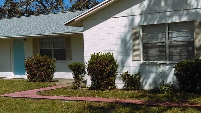 Building Photo - 8030 Orange Ave