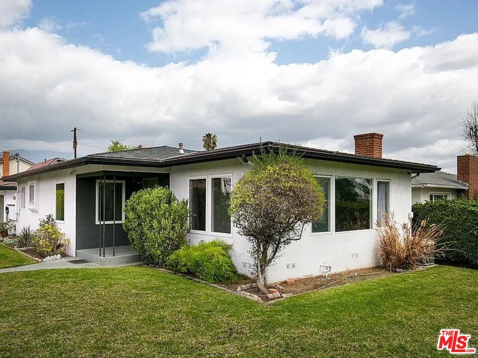 Foto principal - 6302 N San Gabriel Blvd