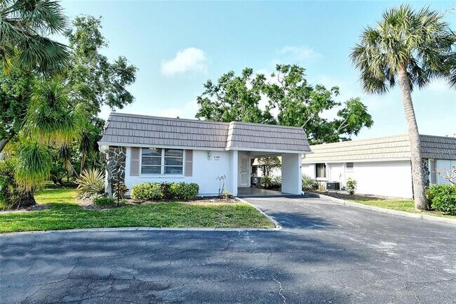 Foto del edificio - 2332 Canalbluff Pl