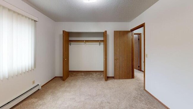 Building Photo - 2738 Gateway Ave