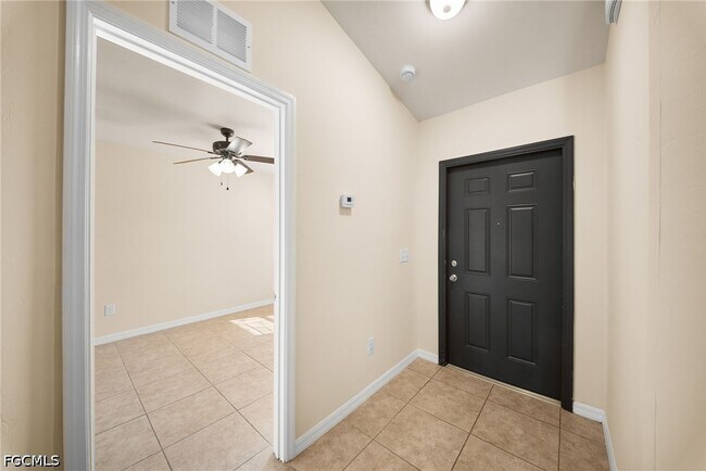 Foto del edificio - 2820 SW 7th Pl