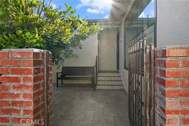Foto del edificio - 513 E Hillsdale St