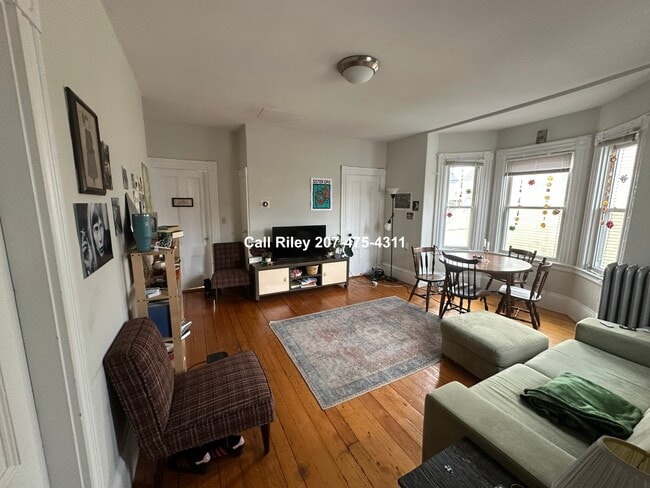 Photo - 11 Reedsdale St Apartments